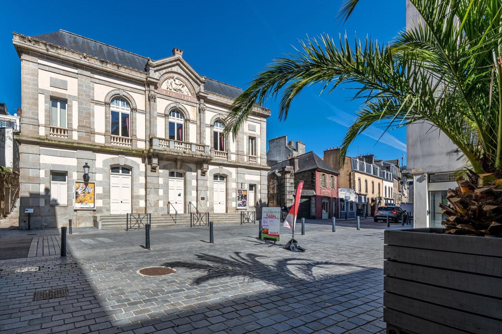 Appartement Du Theatre Morlaix Exterior photo